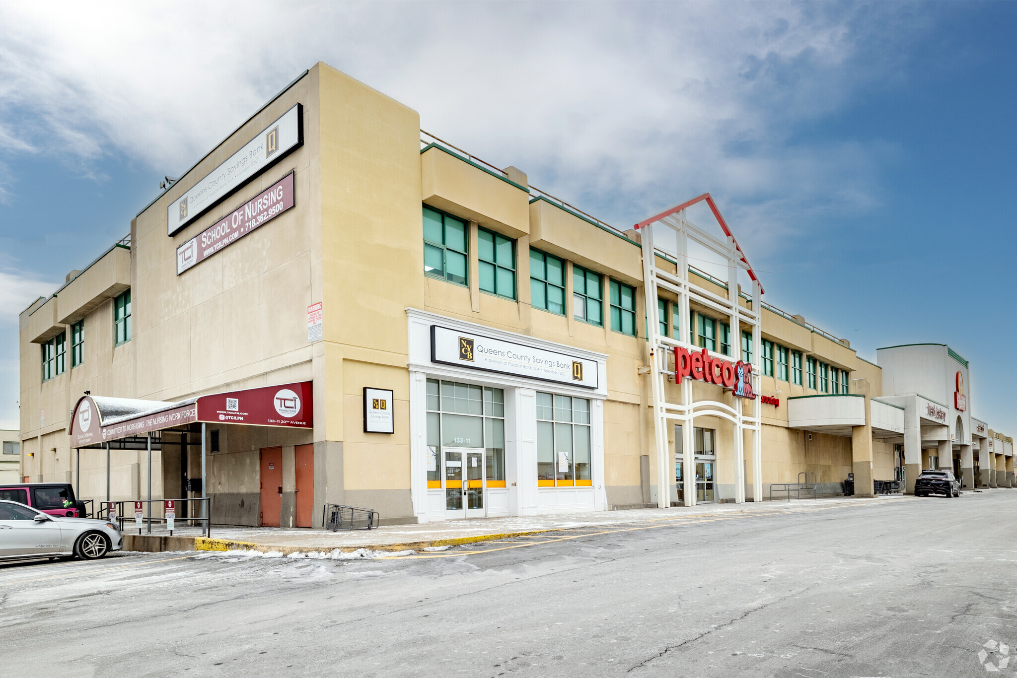 133-11 20th Ave, College Point, NY à vendre Photo principale- Image 1 de 1