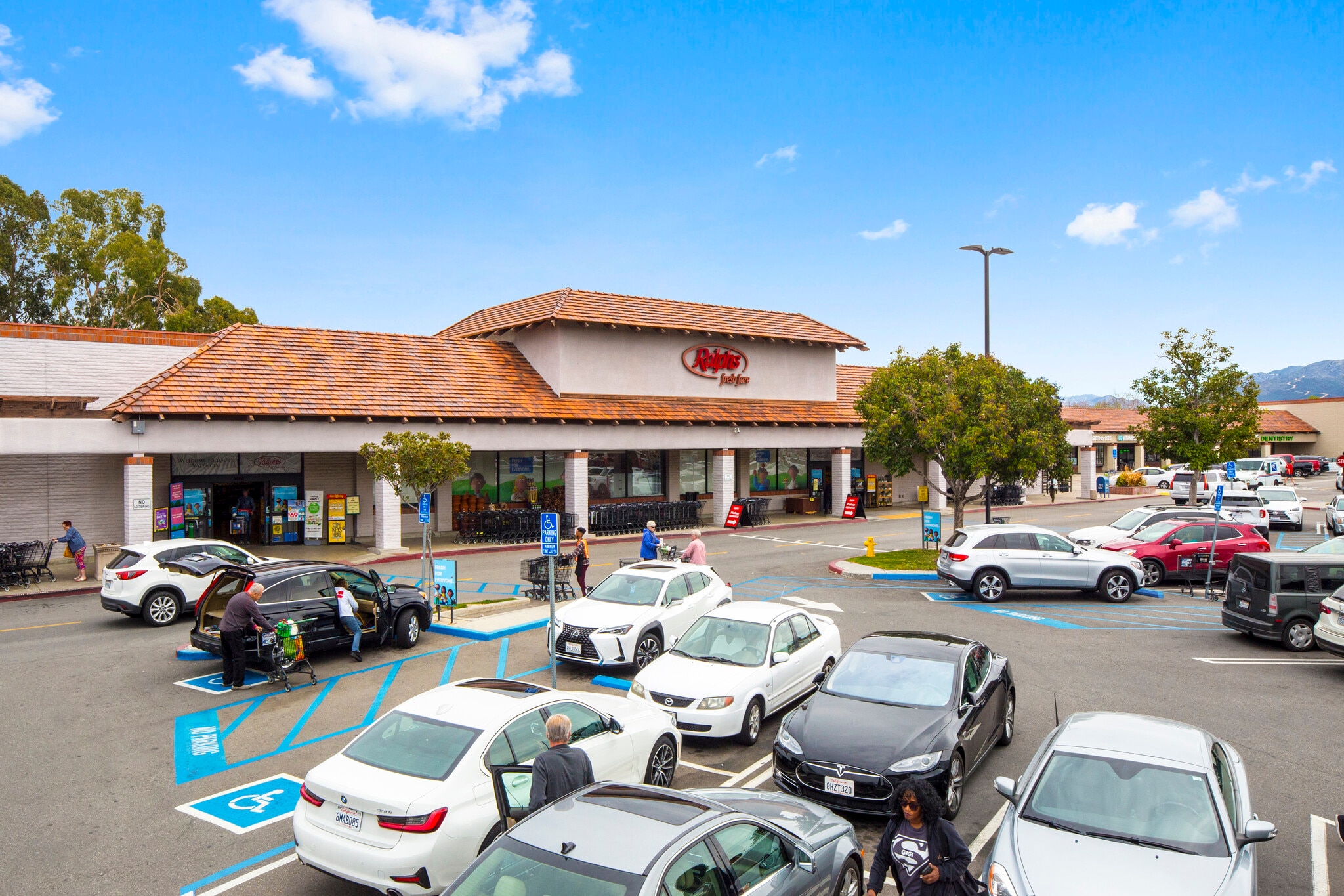 25830-25960 McBean Pky, Valencia, CA for lease Primary Photo- Image 1 of 18