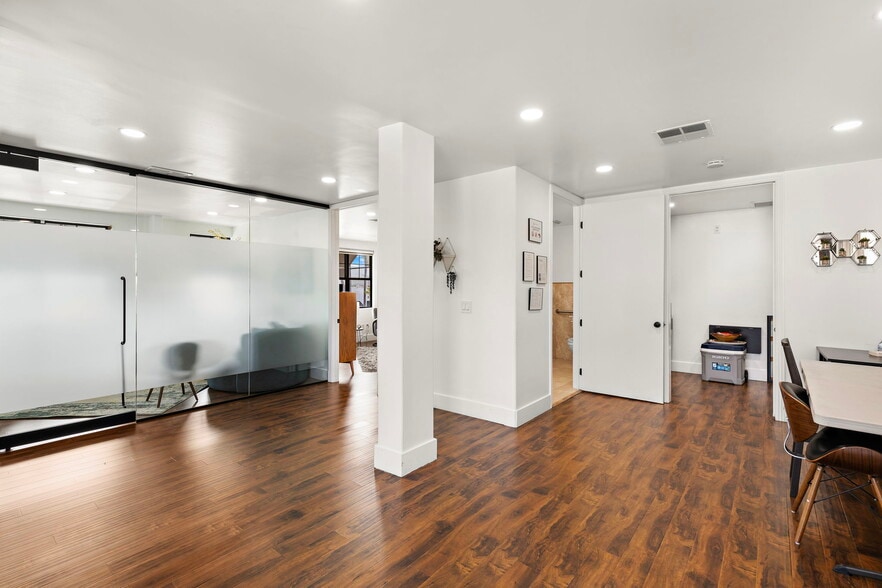 3404-3406 Via Lido, Newport Beach, CA for lease - Interior Photo - Image 3 of 8