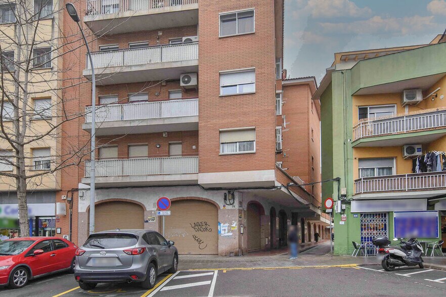 Multifamily in Montcada i Reixac, Barcelona for sale - Building Photo - Image 1 of 2