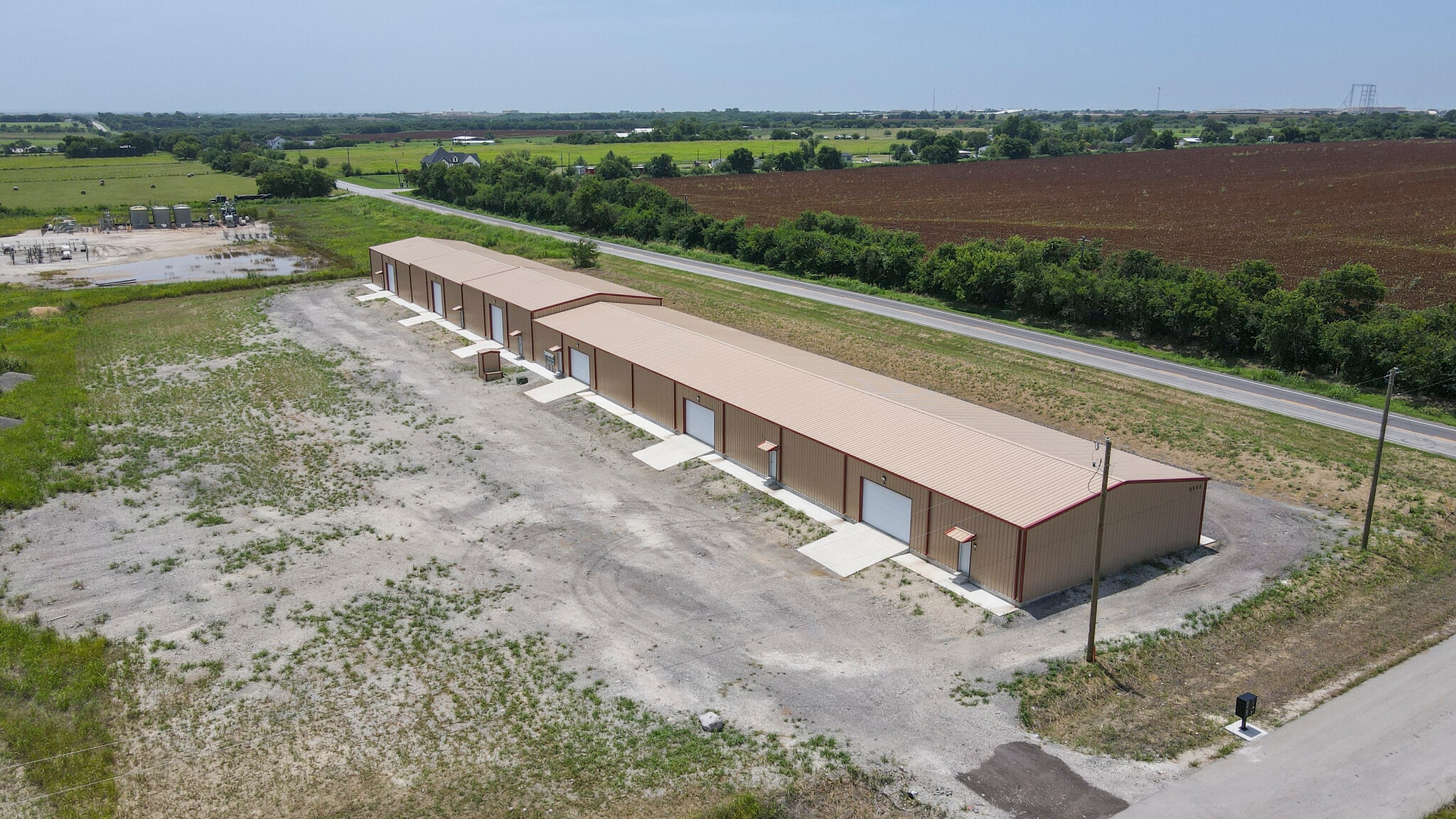 9500 Calixtro Ct, Alvarado, TX for lease Primary Photo- Image 1 of 11
