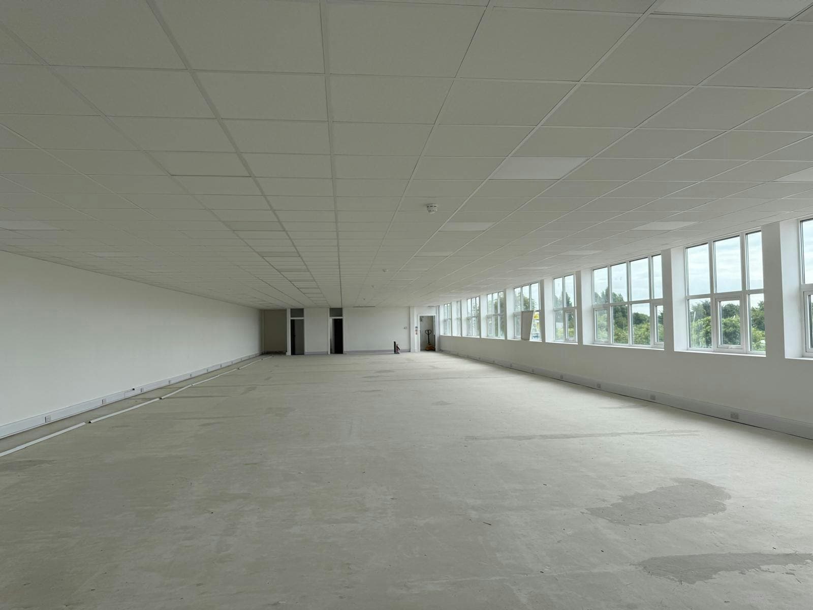 53-55 Burrfields Rd, Portsmouth for lease Interior Photo- Image 1 of 8