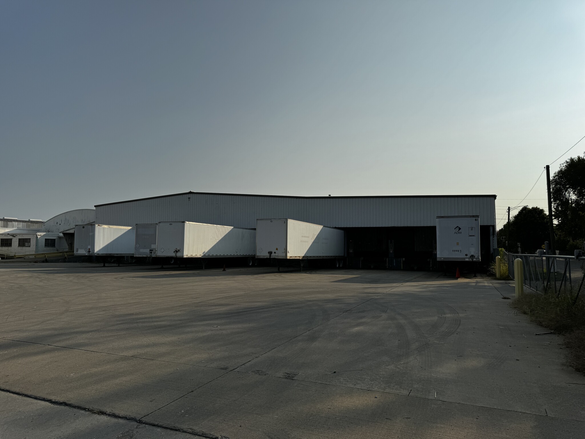 Logan Industrial Park portfolio of 3 properties for sale on LoopNet.ca Building Photo- Image 1 of 44