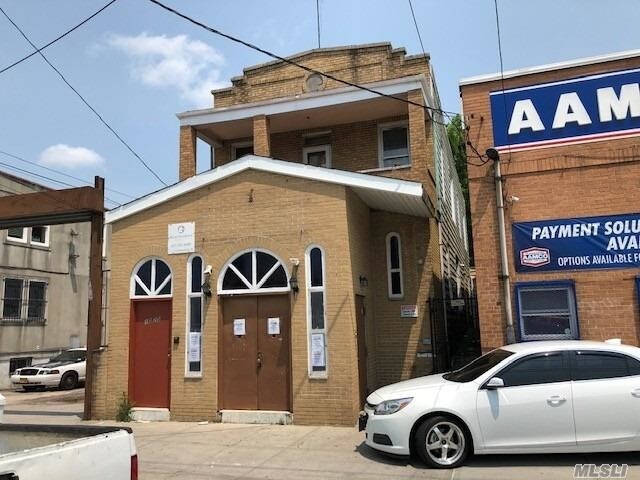 1025 E Gun Hill Rd, Bronx, NY à louer - Photo principale - Image 1 de 2