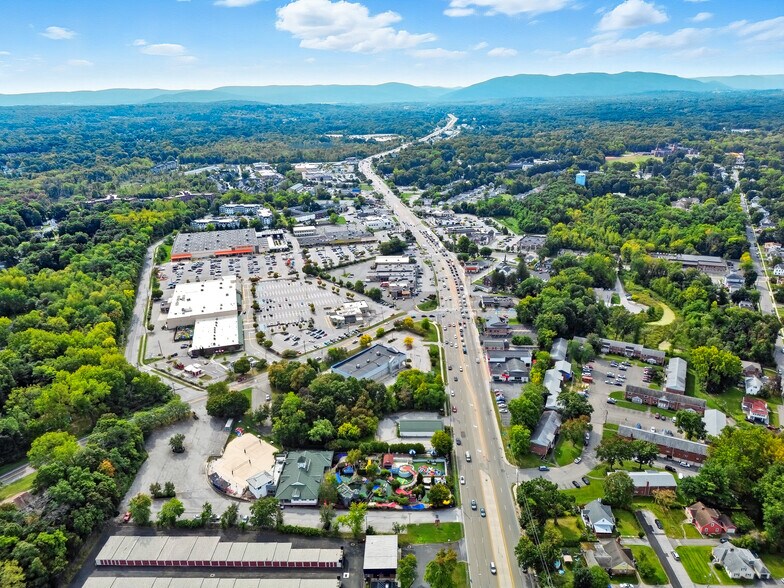 1630 Route 9, Wappingers Falls, NY for sale - Building Photo - Image 2 of 4