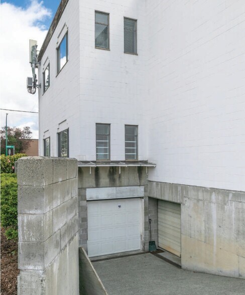 5508 Dorset St, Burnaby, BC for sale - Building Photo - Image 2 of 14