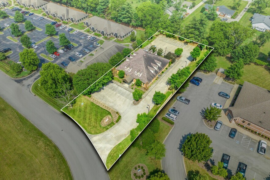 3040 Business Park Cir, Goodlettsville, TN à louer - Photo du bâtiment - Image 3 de 31