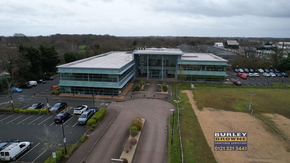 1 Cranmore Dr, Solihull à louer - Photo du bâtiment - Image 2 de 10
