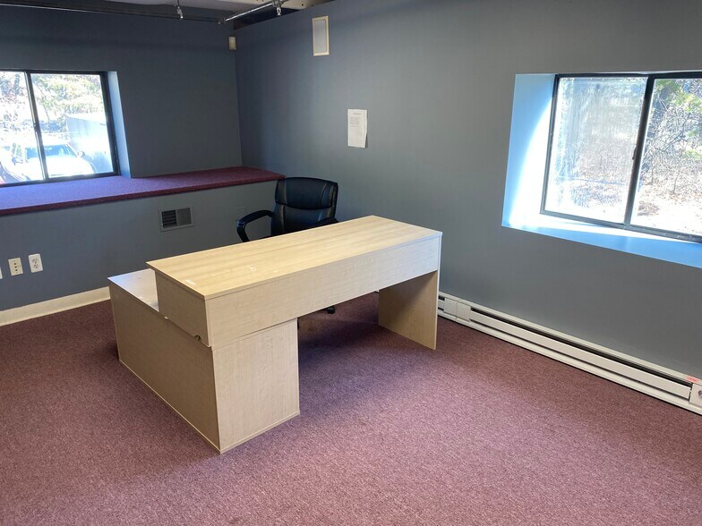 1501 Industrial Way, Toms River, NJ for lease - Interior Photo - Image 2 of 11