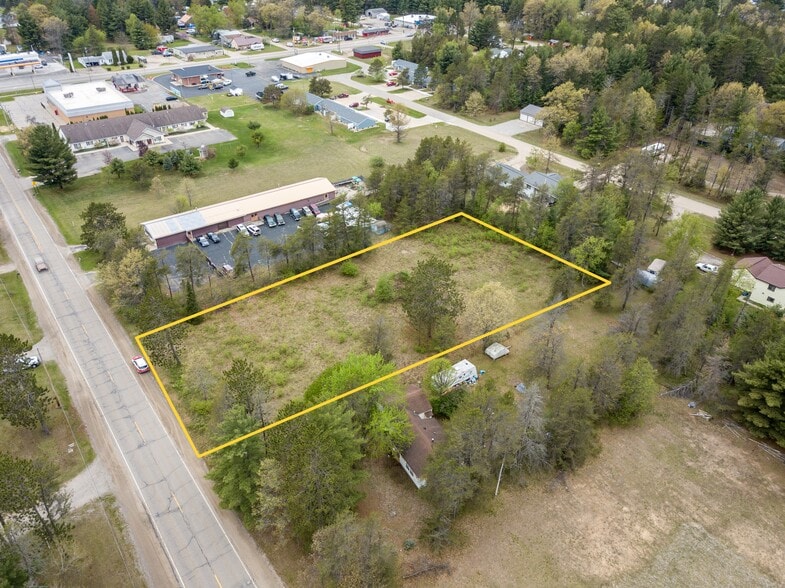 10153 E Airport Rd, Saint Helen, MI for sale - Building Photo - Image 2 of 10