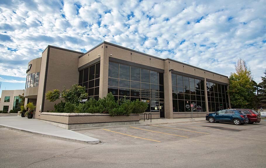 1345 Taylor Ave, Winnipeg, MB for sale - Primary Photo - Image 1 of 1