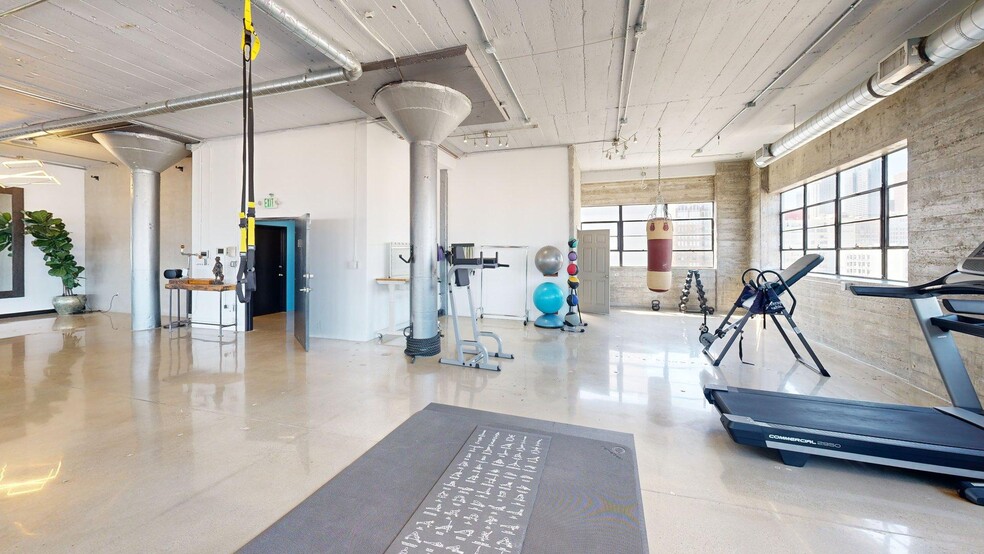 530 E 8th St, Los Angeles, CA for lease - Building Photo - Image 2 of 22