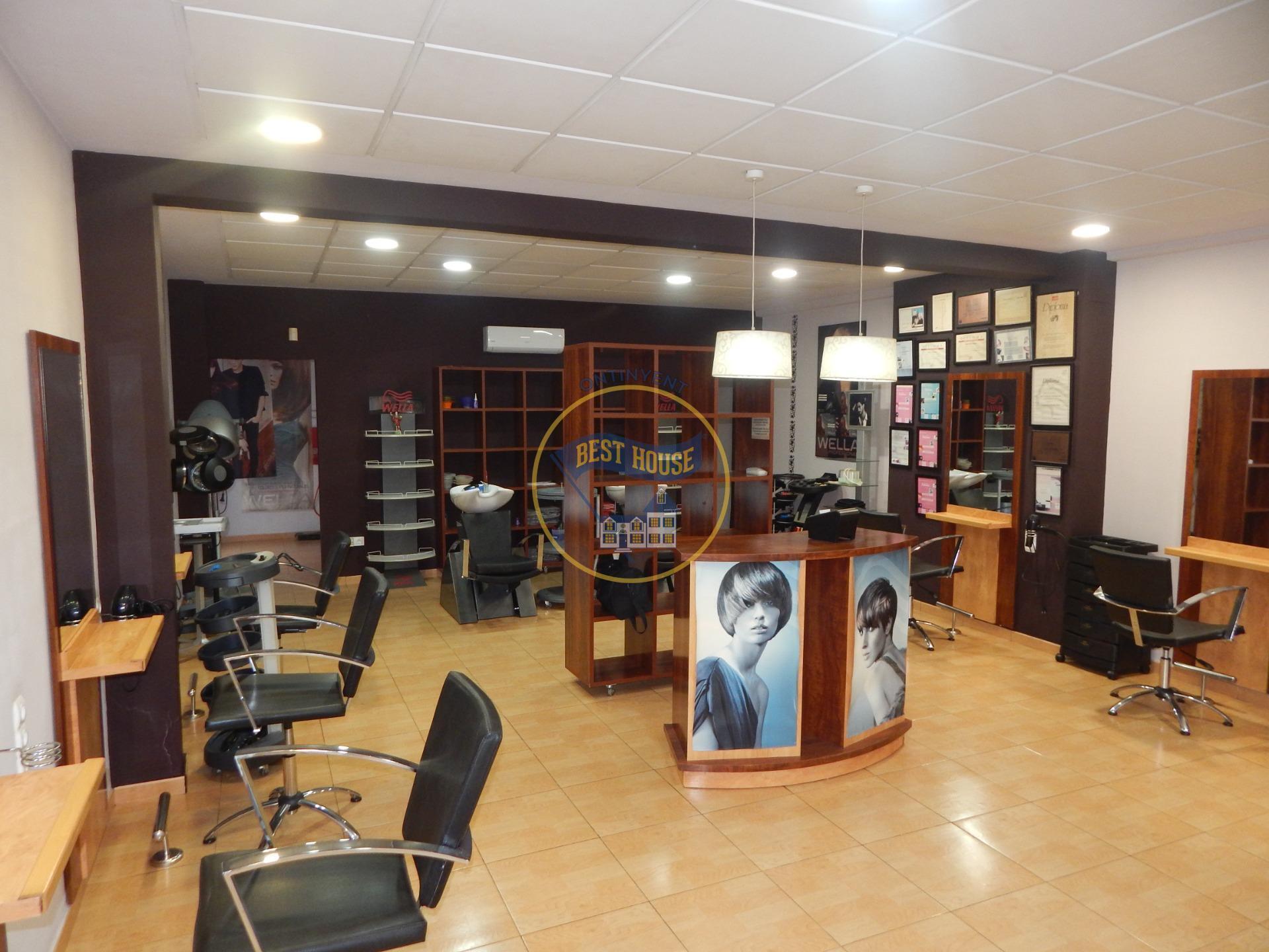 Retail in Ontinyent, Valencia for sale Interior Photo- Image 1 of 11