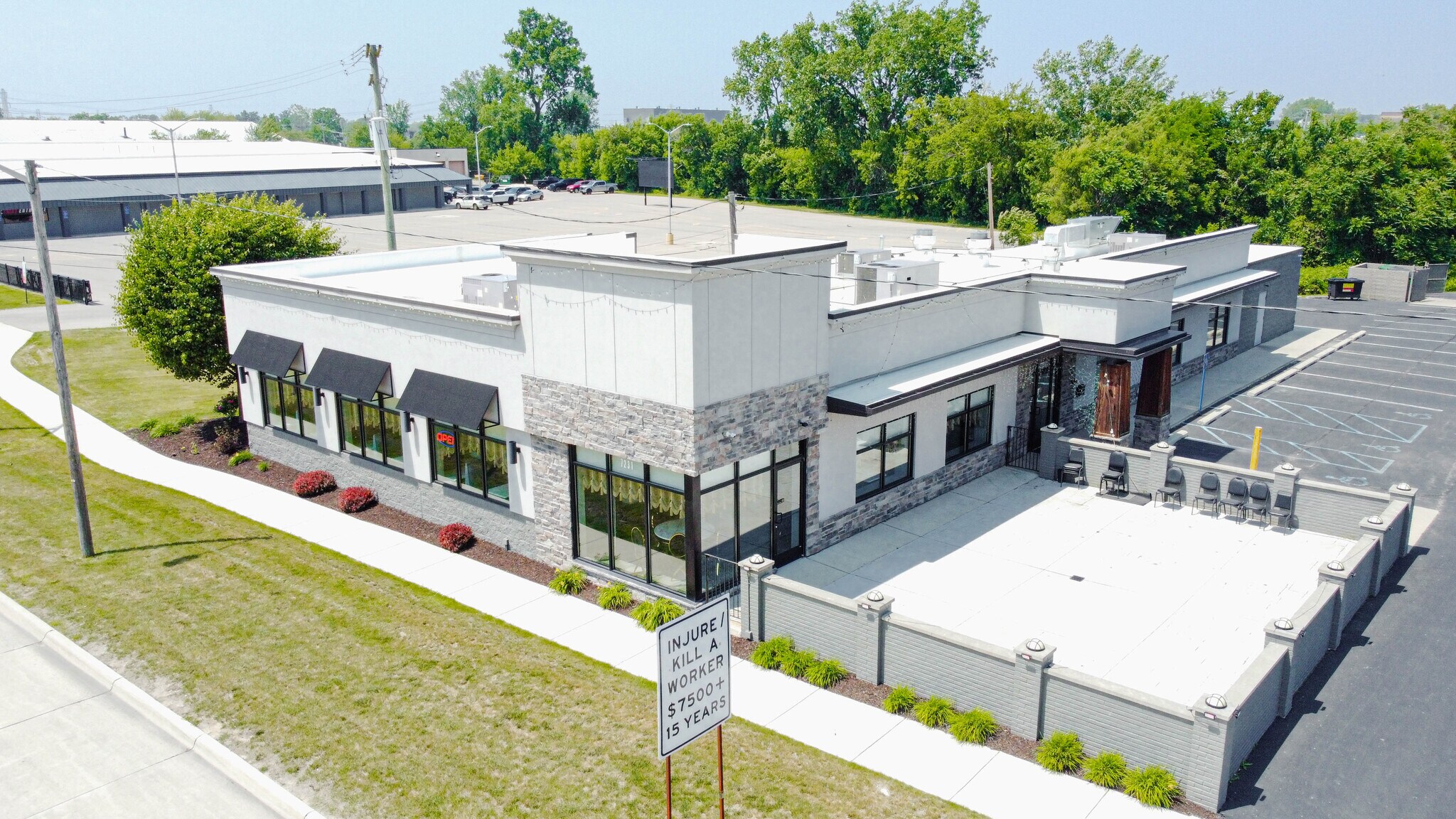 7231 Chicago Rd, Warren, MI for sale Building Photo- Image 1 of 26