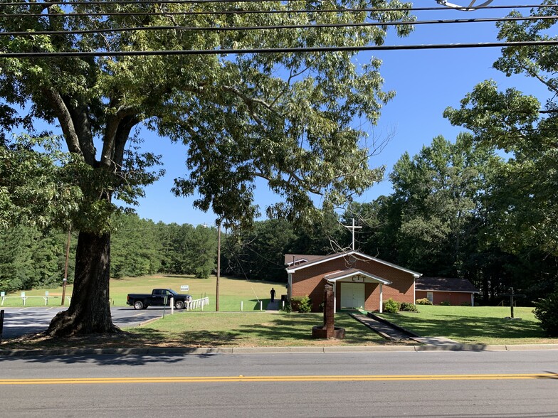 5069 Highpoint Rd, Union City, GA for sale - Primary Photo - Image 1 of 1