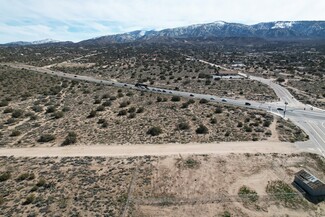 Plus de détails pour Highway 138 and Oasis Road, Pinon Hills, CA - Terrain à vendre