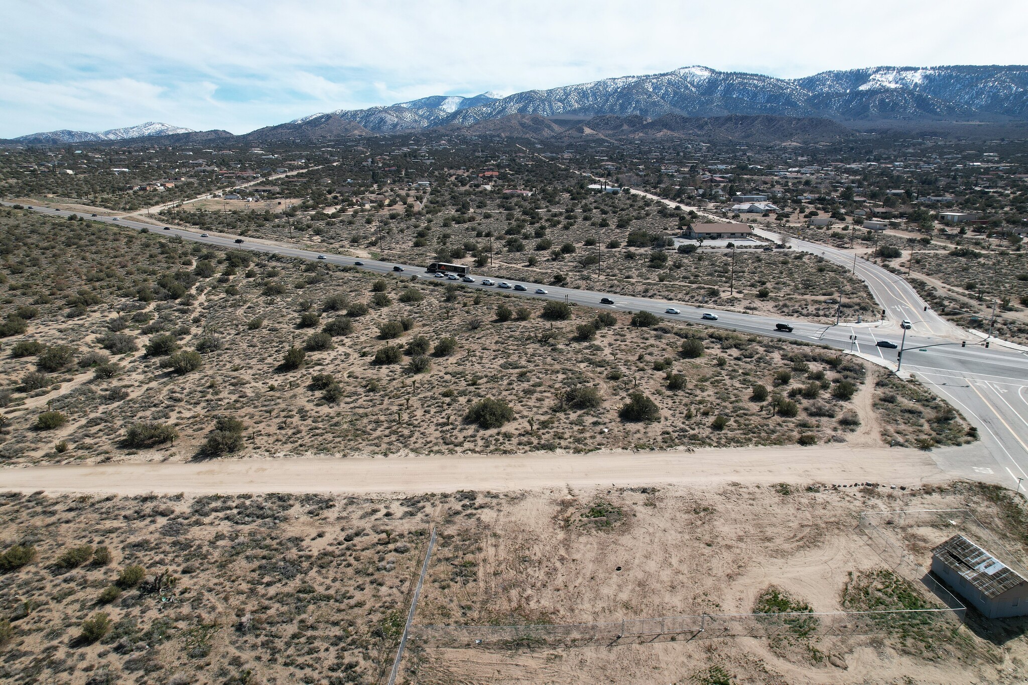 Highway 138 and Oasis Road, Pinon Hills, CA à vendre Photo du b timent- Image 1 de 5