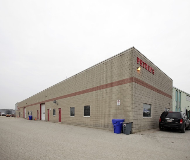 More details for 740 Weller Crt, Oakville, ON - Industrial for Sale