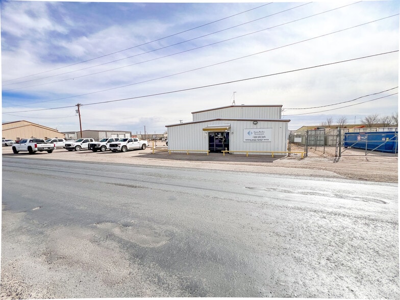 3115 Francis Ave, Midland, TX for lease - Building Photo - Image 3 of 32