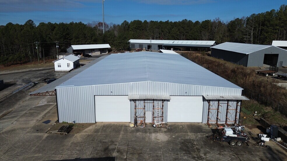 5711 Highway 53 E, Dawsonville, GA à louer - Photo du bâtiment - Image 2 de 12