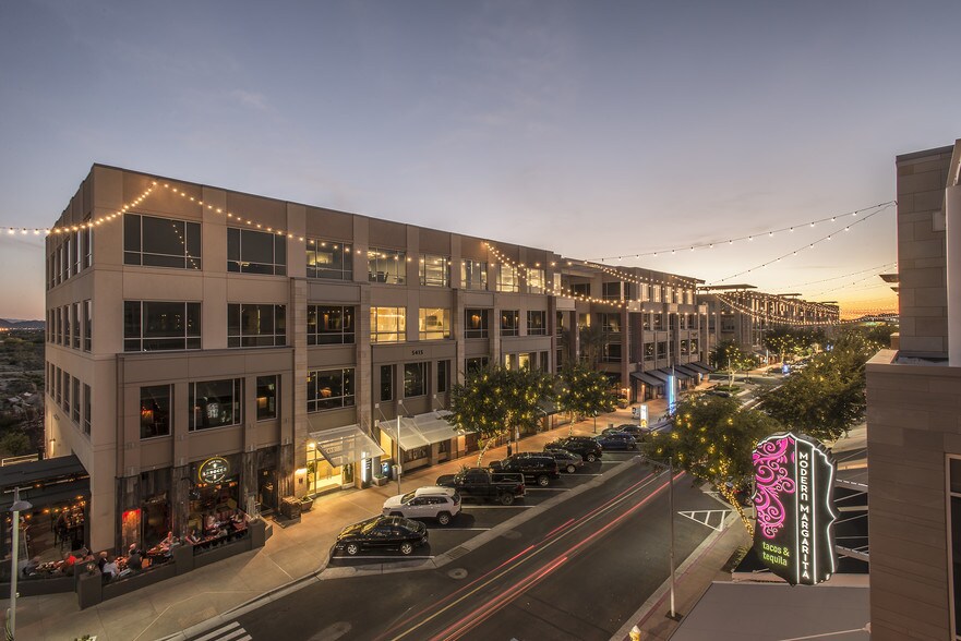 5310 E High St, Phoenix, AZ à louer - Photo du bâtiment - Image 3 de 8