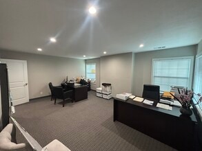 1130-1132 McKendrie St, San Jose, CA à louer Photo intérieure- Image 2 de 4