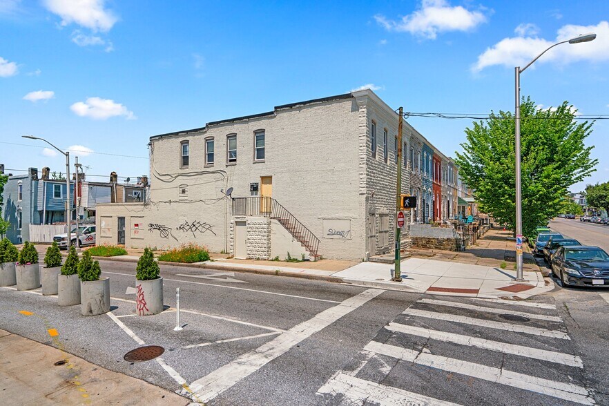 2800 Huntingdon Ave, Baltimore, MD à louer - Photo du bâtiment - Image 3 de 7