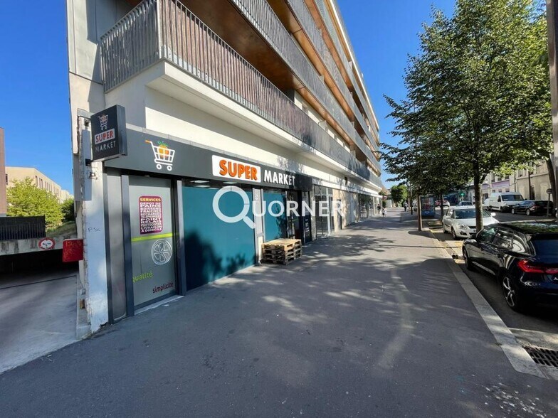 Commerce de détail dans Mantes La Jolie à vendre - Photo du bâtiment - Image 3 de 4