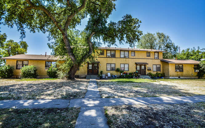 1608 E 6th St, Stockton, CA for sale - Primary Photo - Image 1 of 54