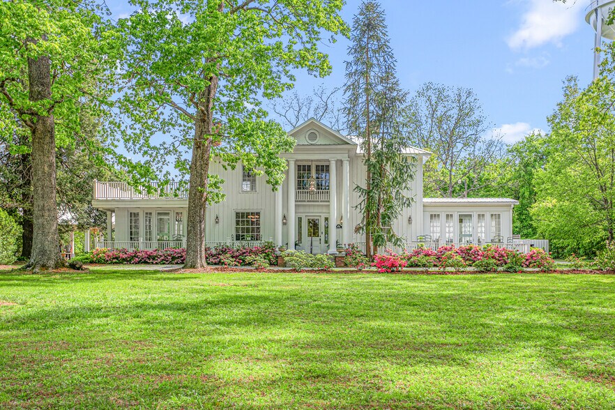 7920 E Washington Street Ext, Mebane, NC à vendre - Photo du bâtiment - Image 3 de 98