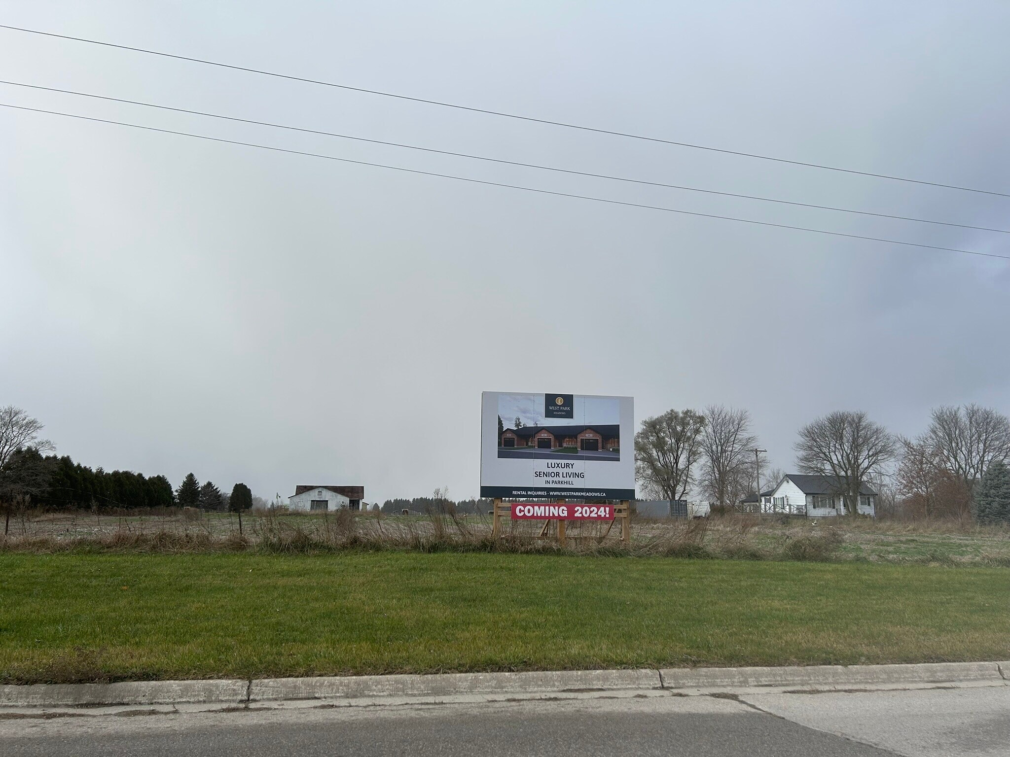 91 W Park Dr, Parkhill, ON for sale Primary Photo- Image 1 of 1