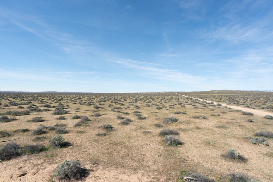 Glendower Ave, North Edwards, CA for sale - Building Photo - Image 3 of 9