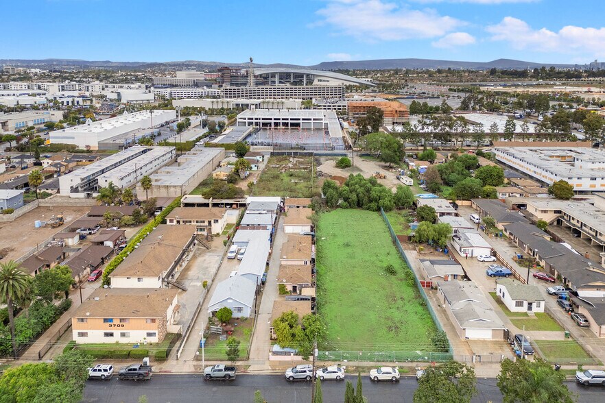 3660-3668 W 102nd St, Inglewood, CA à vendre - Photo du bâtiment - Image 3 de 4