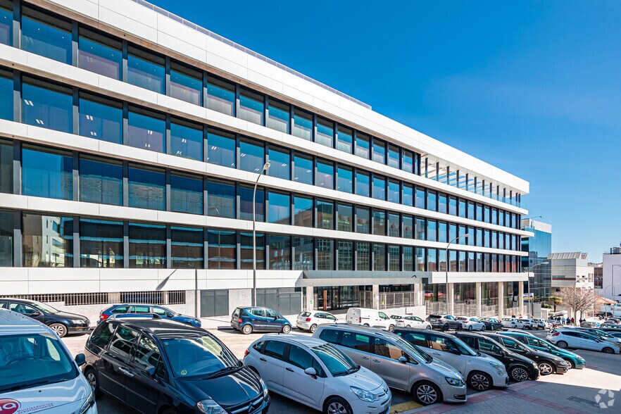 Calle Valentín Beato, 21, Madrid, Madrid for lease - Building Photo - Image 3 of 4