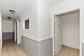 1376 N Waterman Ave, San Bernardino, CA for lease Interior Photo- Image 2 of 8