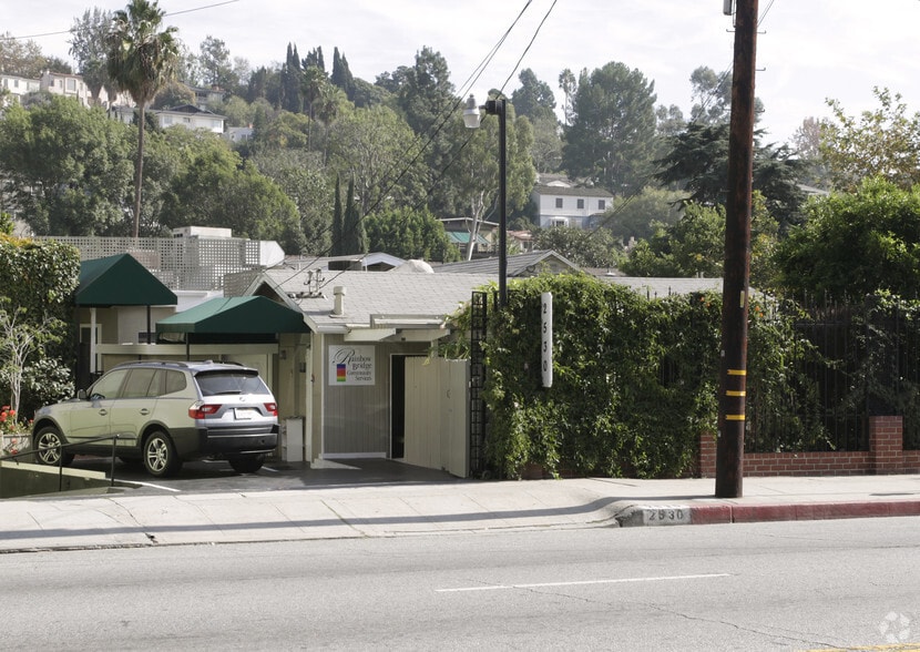 2530 Hyperion Ave, Los Angeles, CA for sale - Primary Photo - Image 1 of 3