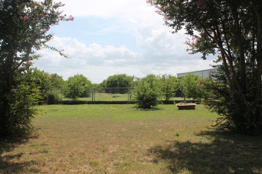 618 Robinson Drive, Robinson, TX à vendre - Photo principale - Image 1 de 8