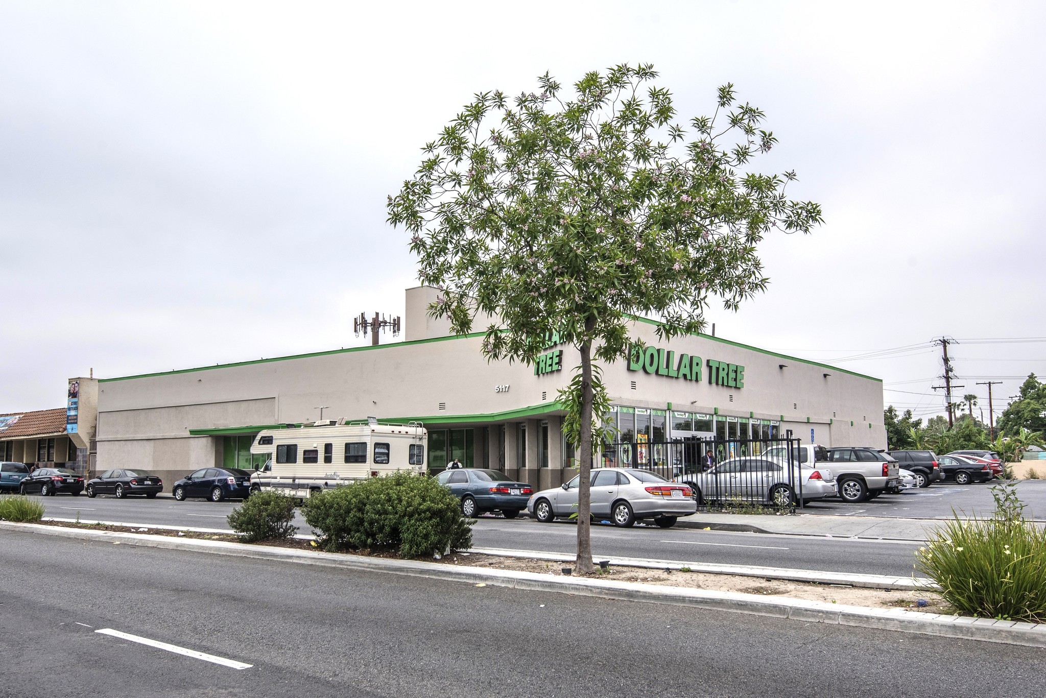 Retail in Long Beach, CA for sale Primary Photo- Image 1 of 1