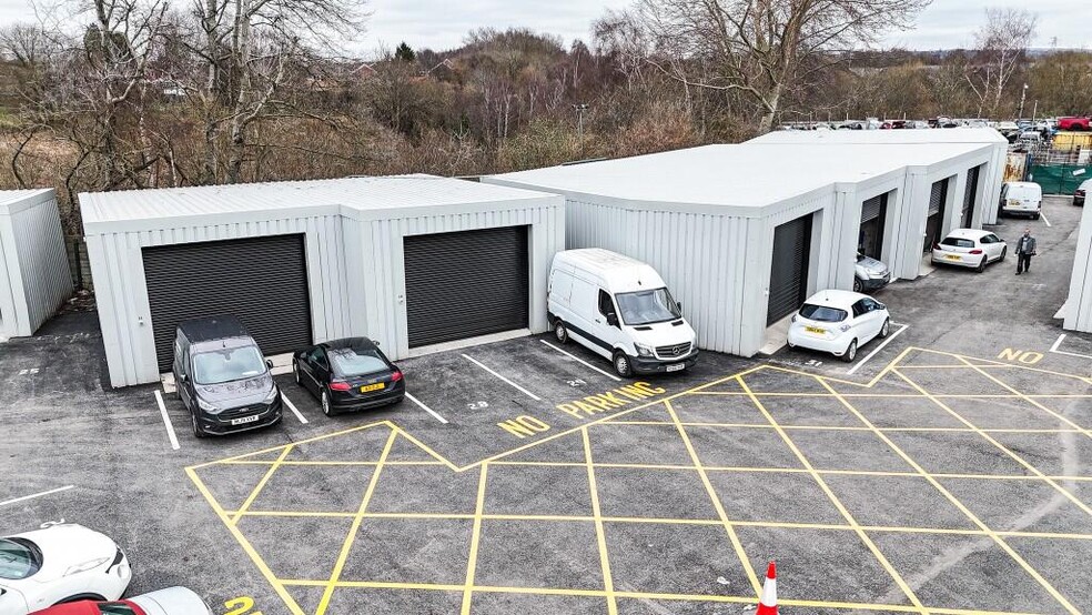 Morton St, Manchester for lease - Building Photo - Image 3 of 9