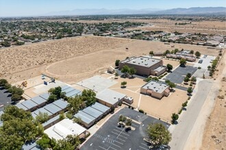 3700 W Avenue L, Lancaster, CA for lease Interior Photo- Image 2 of 79