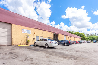 Plus de détails pour 5055-5065 NW 159th St, Miami Lakes, FL - Industriel à louer