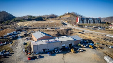 116 Old Thomas Bridge Rd, Bluff City, TN for lease Interior Photo- Image 2 of 21