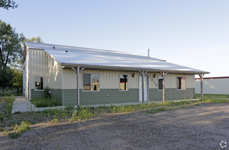 4515 Memorial Hwy, Mandan, ND à vendre - Photo principale - Image 1 de 1