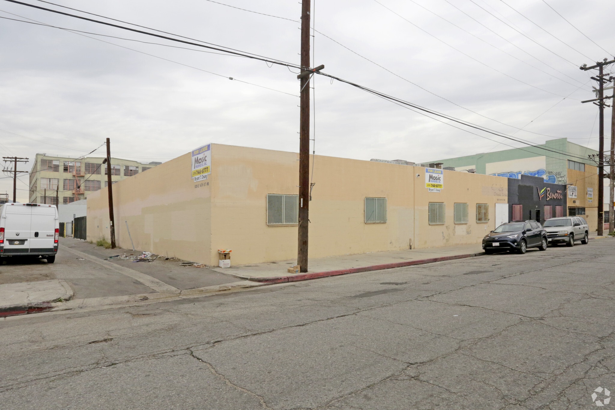 929 E 14th St, Los Angeles, CA for lease Primary Photo- Image 1 of 14