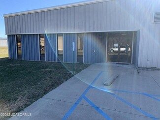 More details for 110 W Industrial Rd, Fulton, MO - Office for Lease