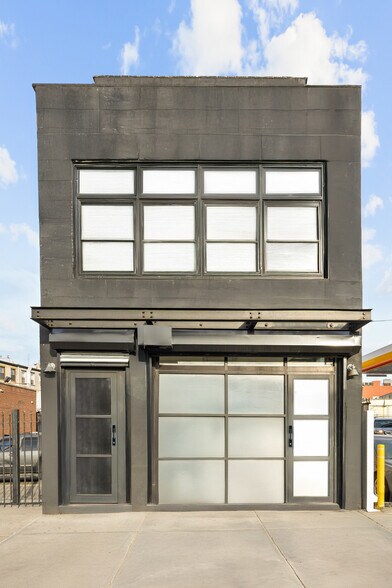 1281 Bedford Ave, Brooklyn, NY à vendre - Photo du bâtiment - Image 1 de 16