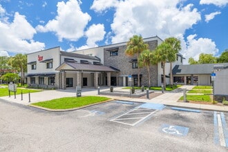 30522 US Highway 19 N, Palm Harbor, FL for lease Interior Photo- Image 2 of 20