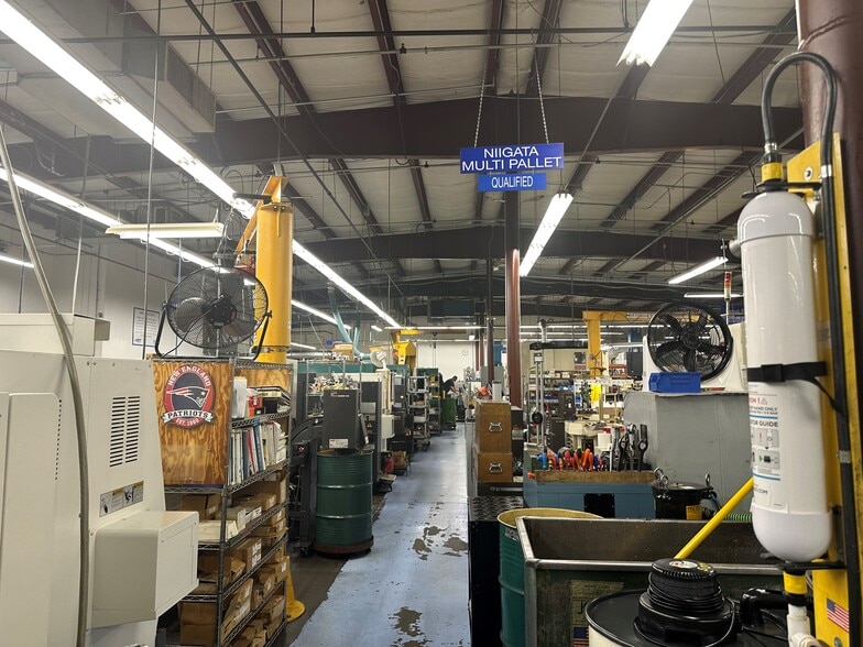 10 Hudson Dr, Southwick, MA for sale - Building Photo - Image 3 of 4