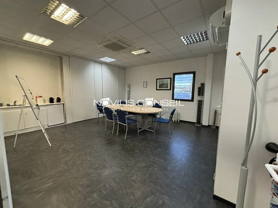 Flex in Montrabé for lease Interior Photo- Image 1 of 6