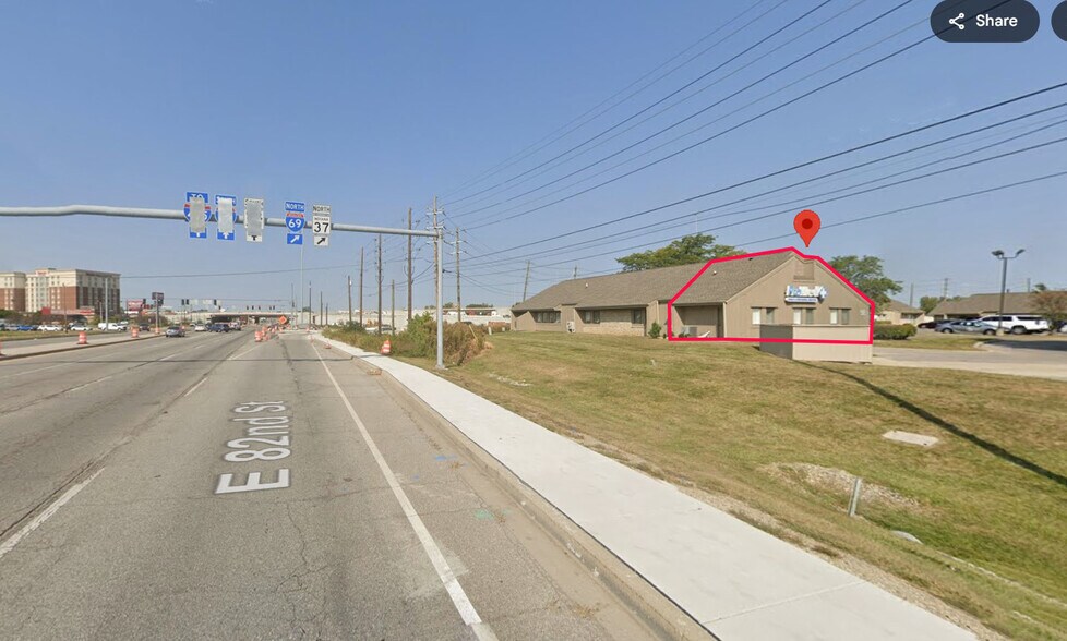 8202 Clearvista Pky, Indianapolis, IN à vendre - Photo du bâtiment - Image 3 de 6